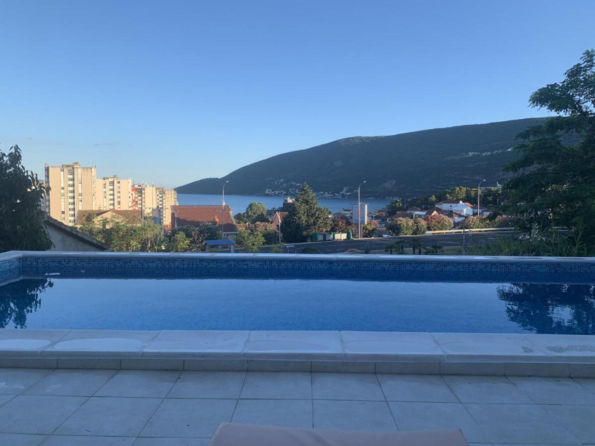 Apartamento Al Mare Igalo Exterior foto