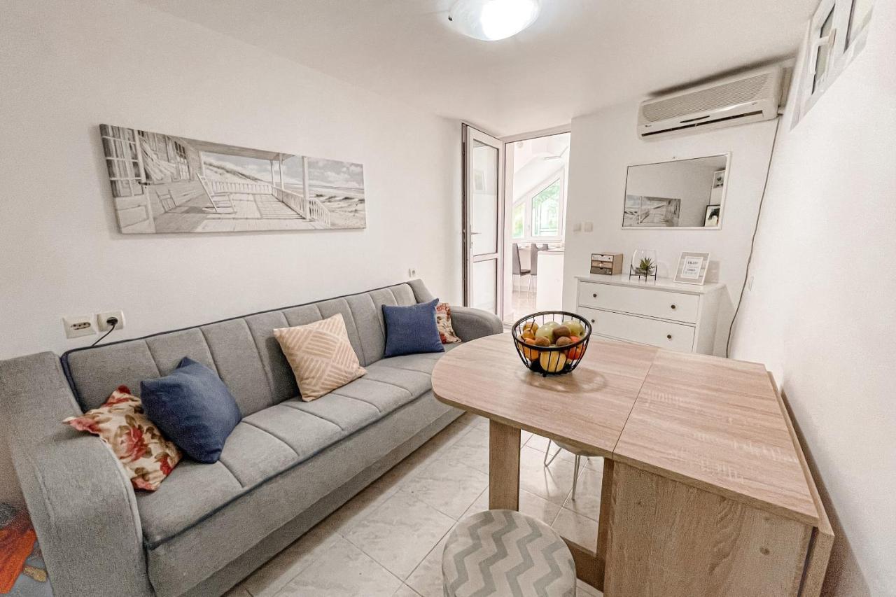Apartamento Al Mare Igalo Exterior foto