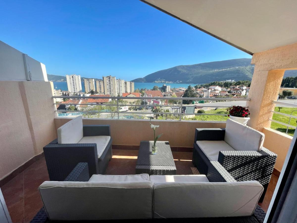 Apartamento Al Mare Igalo Exterior foto