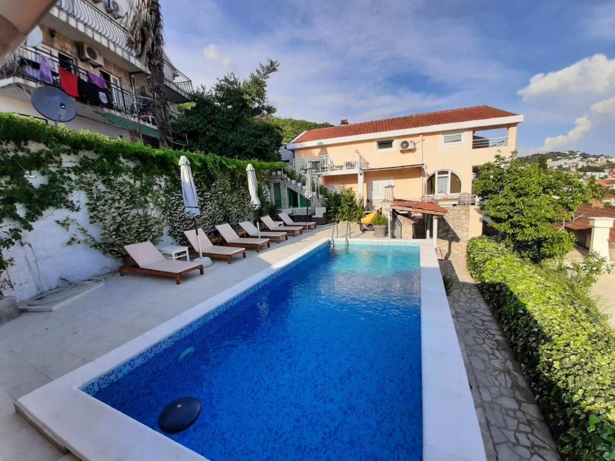 Apartamento Al Mare Igalo Exterior foto