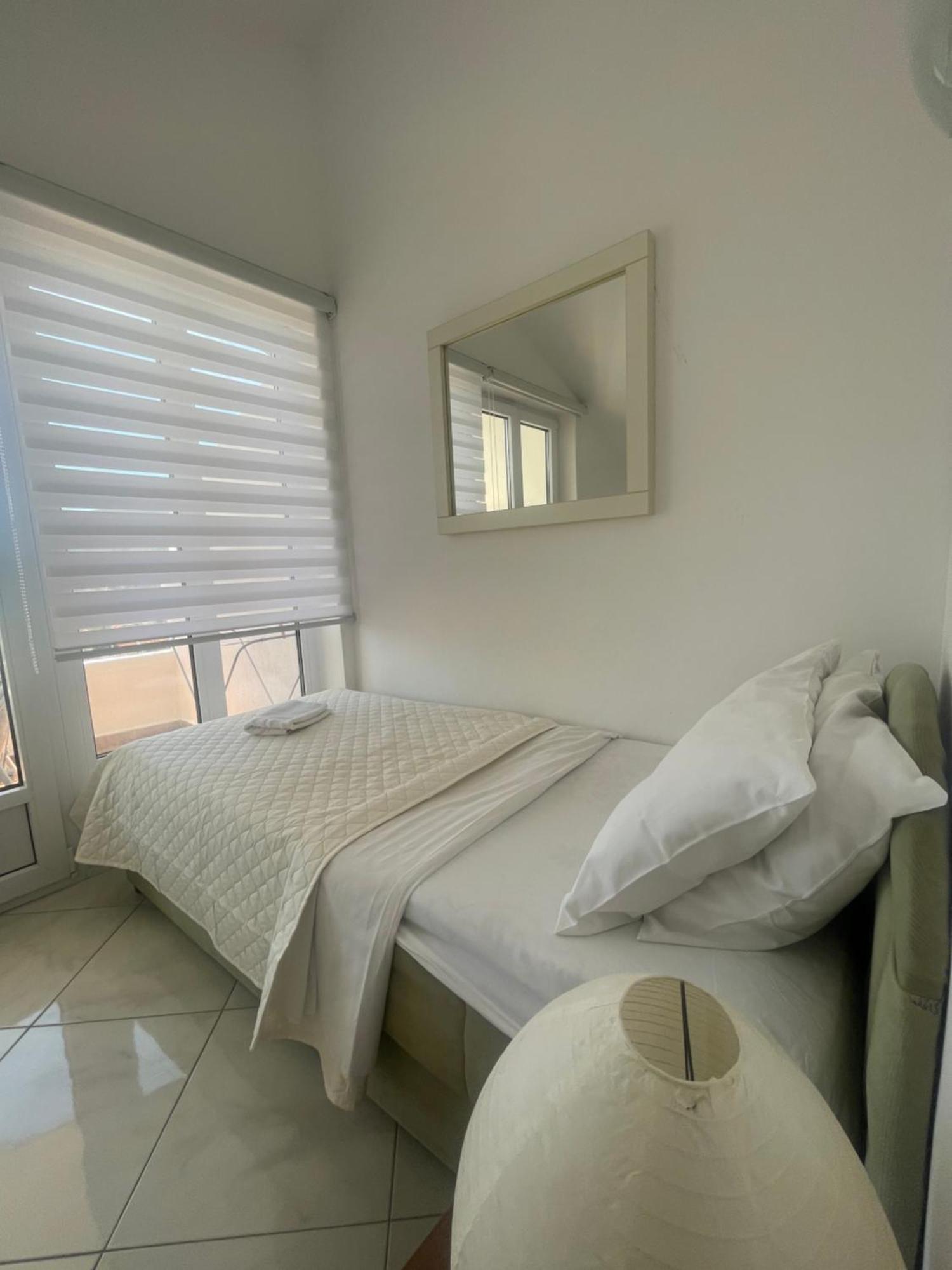 Apartamento Al Mare Igalo Exterior foto