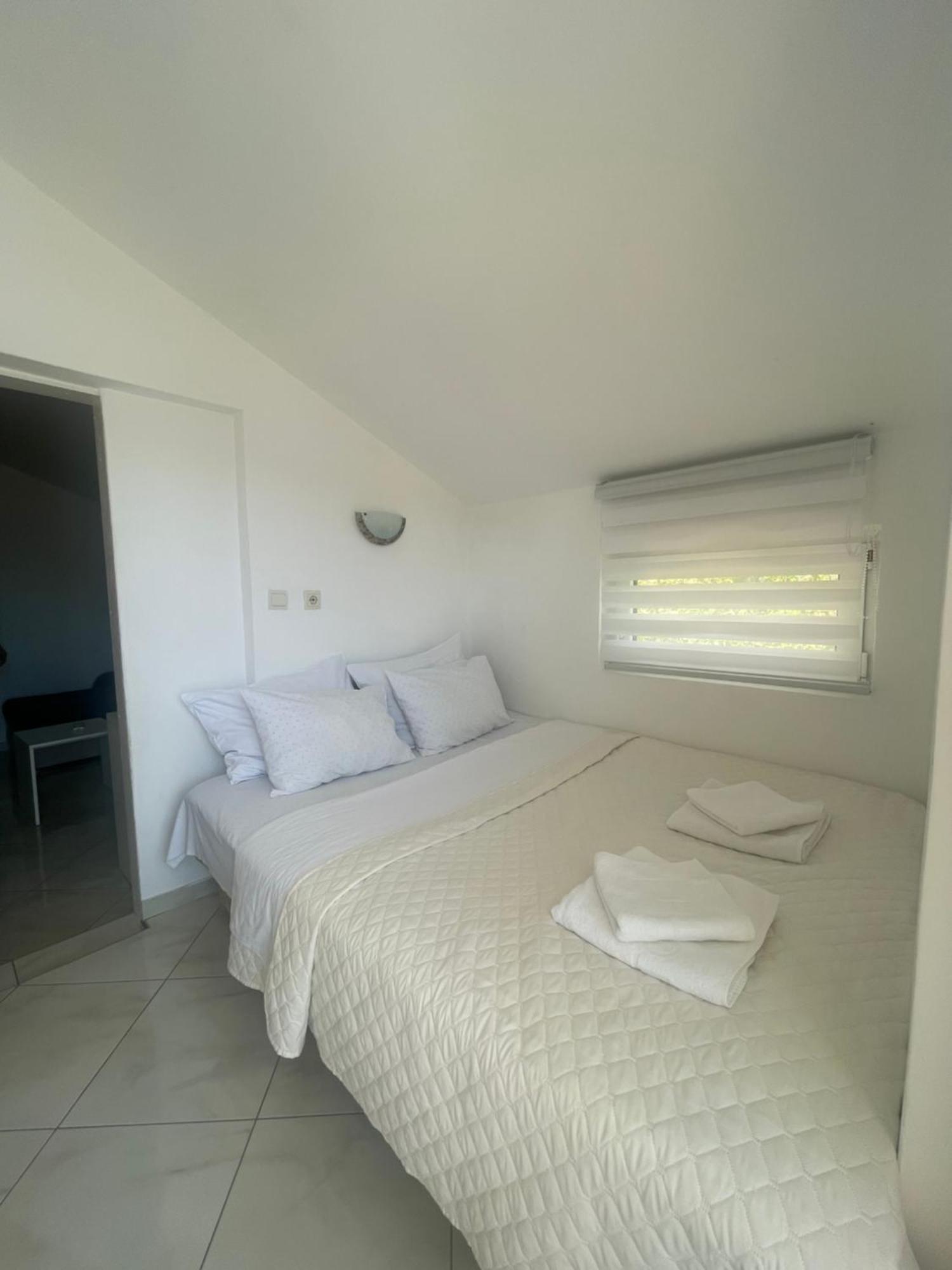 Apartamento Al Mare Igalo Exterior foto