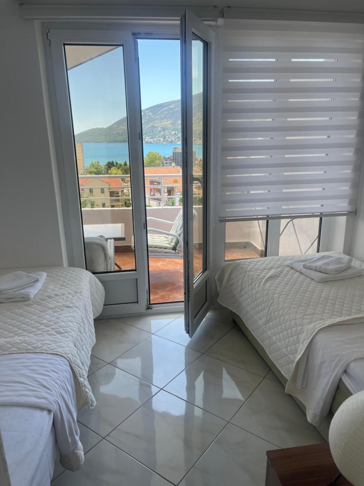 Apartamento Al Mare Igalo Exterior foto